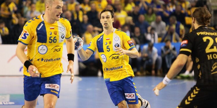 29.02.2020 Kielce. Mecz Ligi Mistrzów PGE Vive Kielce - THW Kiel / Wiktor Taszłow / Radio Kielce