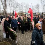 01.03.2020 Kielce. Cmentarz na Piaskach. Obchody Narodowego Dnia Pamięci Żołnierzy Wyklętych / Wiktor Taszłow / Radio Kielce