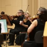 04.03.2020. Kielce. Koncert jubileuszowy z okazji 100 rocznicy obecności posługi Misjonarzy Oblatów Maryi Niepokalanej w Polsce. Na zdjęciu (od lewej): Zbigniew Koniusz - wojewoda świętokrzyski, Krzysztof Lipiec - poseł, o. prof. Paweł Zając - prowincjał Polskiej Prowincji Misjonarzy Oblatów Maryi Niepokalanej, o. Marian Puchała - superior klasztoru na Świętym Krzyżu, Wiesław Trąmpczyński - rektor PŚk, Jacek Semaniak - rektor UJK / Wiktor Taszłow / Radio Kielce