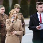 08.03.2020. Bieliny. Obchody 76. rocznicy zamordowania 20 mieszkańców przez hitlerowców. Przemawia Anna Krupka - wiceminister sportu / Wiktor Taszłow / Radio Kielce