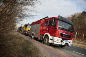 10.02.2020. Kielce. Kierowca BMW wjechał w autobus miejski / Wiktor Taszłow / Radio Kielce