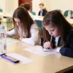 11.03.2020. Kielce. Finał Wielkiego Testu Ortograficznego dla uczniów w Wojewódzkiej Bibliotece Publicznej / Wiktor Taszłow / Radio Kielce