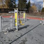 11.03.2020. Kielce. Nowe boisko, bieżnia i siłownia przy Zespole Szkół Mechanicznych / Wiktor Taszłow / Radio Kielce