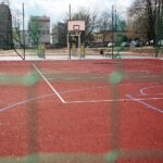 11.03.2020. Kielce. Nowe boisko, bieżnia i siłownia przy Zespole Szkół Mechanicznych / Wiktor Taszłow / Radio Kielce