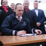 12.03.2020 Wąchock. Konferencja ws. budowy obwodnicy Wąchocka. Na zdjęciu (w środku): Rafał Weber - wiceminister infrastruktury / Wiktor Taszłow / Radio Kielce