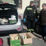 26.03.2020 Kielce. Strażacy-wolontariusze pomagają osobom starszym, niepełnosprawnym i samotnym, które pozostają w domach w związku z pandemią koronawirusa / ks. Łukasz Zygmunt