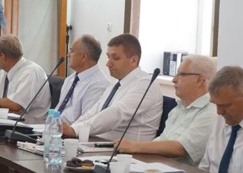 Na zdjęciu (w środku): Mariusz Ryza / UMiG Opatów
