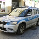 24.03.2020 Kielce. Policja przez megafon nakłania mieszkańców do pozostania w domach i nie gromadzenia się / Jarosław Kubalski / Radio Kielce