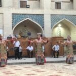 Uzbekistan. / Majka Szura i Tomasz Słoń