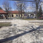 06.04.2020. Włoszczowa. Prace na Placu Wolności / Dionizy Krawczyński / Radio Kielce