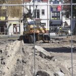 06.04.2020. Włoszczowa. Prace na Placu Wolności / Dionizy Krawczyński / Radio Kielce