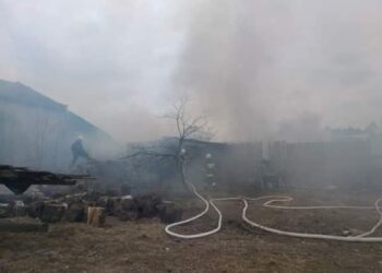 03.04.2020 Lubienia. Pożar drewnianej stodoły  / facebook Starachowice998