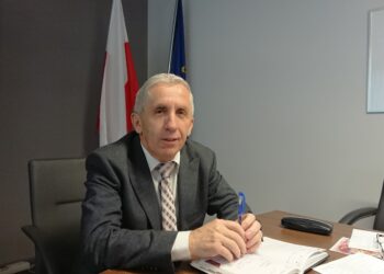 Adam Bodzioch wygrał II turę wyborów na burmistrza miasta. / Kamil Włosowicz / Radio Kielce