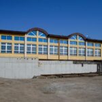 04.04.2020. Kazimierza Wielka. Prace budowlane przy basenie i odwiercie chłonnym / Starostwo Powiatowe w Kazimierzy Wielkiej