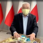 Poseł PiS Krzysztof Lipiec zaprasza do swojego biura w Starachowicach po odbiór maseczek / Facebook / Radio Kielce