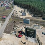 10.04.2020 Kozia Wieś. Budowa wiaduktu nad torami / Jarosław Kubalski / Radio Kielce