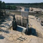 10.04.2020 Kozia Wieś. Budowa wiaduktu nad torami / Jarosław Kubalski / Radio Kielce