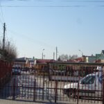 02.04.2020. Jędrzejów. Targowisko / Ewa Pociejowska-Gawęda / Radio Kielce