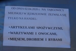 02.04.2020. Jędrzejów. Targowisko / Ewa Pociejowska-Gawęda / Radio Kielce