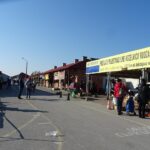 02.04.2020. Jędrzejów. Targowisko / Ewa Pociejowska-Gawęda / Radio Kielce