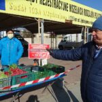 02.04.2020. Jędrzejów. Targowisko / Ewa Pociejowska-Gawęda / Radio Kielce