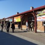 02.04.2020. Jędrzejów. Targowisko / Ewa Pociejowska-Gawęda / Radio Kielce