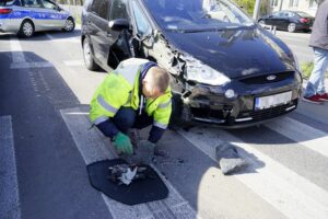 10.04.2020. Kielce. Kolizja na ul. Warszawskiej / Piotr Kwaśniewski / Radio Kielce