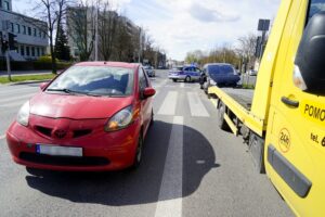 10.04.2020. Kielce. Kolizja na ul. Warszawskiej / Piotr Kwaśniewski / Radio Kielce