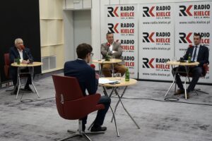 26.04.2020. Studio Polityczne Radia Kielce / Robert Felczak / Radio Kielce