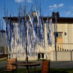 Instalacja „Słowiańskie drzewo życzeń” / BWA Kielce