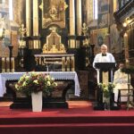 26.04.2020. Sandomierz. Msza w bazylice katedralnej. Homilię głosi ks. Zygmunt Gil, proboszcz parafii katedralnej w Sandomierzu / Grażyna Szlęzak-Wójcik / Radio Kielce