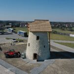 09.04.2020. Krasocin. Wiatrak typu „holender” / Jarosław Kubalski / Radio Kielce