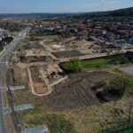 16.04.2020 Chęciny. Budowa parku miejskiego / Jarosław Kubalski / Radio Kielce