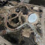 16.04.2020 Chęciny. Budowa parku miejskiego / Jarosław Kubalski / Radio Kielce