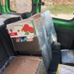 03.04.2020. Sandomierz. Caritas Diecezji Sandomierskiej przekazuje paczki / Grażyna Szlęzak-Wójcik / Radio Kielce