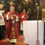 05.04.2020. Sandomierz. Bazylika katedralna. Mszę w Niedzielę Palmową sprawował biskup sandomierski Krzysztof Nitkiewicz / Grażyna-Szlęzak-Wójcik / Radio Kielce