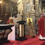 05.04.2020. Sandomierz. Bazylika katedralna. Mszę w Niedzielę Palmową sprawował biskup sandomierski Krzysztof Nitkiewicz / Grażyna-Szlęzak-Wójcik / Radio Kielce