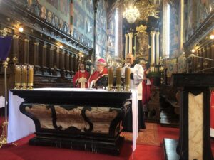 05.04.2020. Sandomierz. Bazylika katedralna. Mszę w Niedzielę Palmową sprawował biskup sandomierski Krzysztof Nitkiewicz / Grażyna-Szlęzak-Wójcik / Radio Kielce