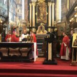 05.04.2020. Sandomierz. Bazylika katedralna. Mszę w Niedzielę Palmową sprawował biskup sandomierski Krzysztof Nitkiewicz / Grażyna-Szlęzak-Wójcik / Radio Kielce