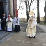 12.04.2020 Sandomierz. Msza święta rezurekcyjna pod przewodnictwem biskupa sandomierskiego Krzysztofa Nitkiewicza / Grażyna Szlęzak-Wójcik / Radio Kielce