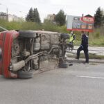 24.04.2020 Kielce. Dachowanie pojazdu na ul. Łódzkiej / Jarosław Kubalski / Radio Kielce