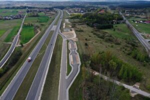 28.04.2020. Trasa S7, odcinek Chęciny - Jędrzejów / Jarosław Kubalski / Radio Kielce