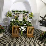 10.04.2020 Działoszyce. Grób Pański w parafii św. Trójcy / Marta Gajda / Radio Kielce