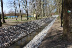 18.04.2020. Busko-Zdrój. Renowacja zabytkowego Parku Zdrojowego w Busku-Zdroju / Marta Gajda / Radio Kielce