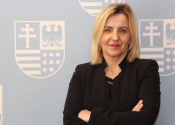 Agnieszka Kołacz-Sarnowska wraca do urzędu marszałkowskiego