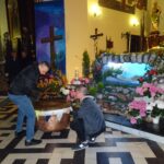 12.04.2020 Iwaniska. Tarabanienie w pustym kościele w czasie pandemii koronawirusa / Emilia Sitarska / Radio Kielce