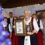 Finał konkursu Radia Kielce „Jawor - u źródeł kultury”. W kategorii Rękodzieło i sztuka ludowa wyróżniono Henrykę Brzozę / Jarosław Kubalski / Radio Kielce