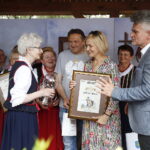 Finał konkursu Radia Kielce „Jawor - u źródeł kultury”. W kategorii Rękodzieło i sztuka ludowa wyróżniono Jadwigę Betkę / Jarosław Kubalski / Radio Kielce