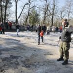 06.04.2020 Kielce. Caritas i Wojska Obrony Terytorialnej rozdają żywność potrzebującym / Jarosław Kubalski / Radio Kielce