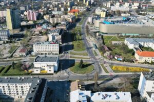 12.04.2020 Kielce. Widok na opustoszałe ulice i place / Jarosław Kubalski / Radio Kielce